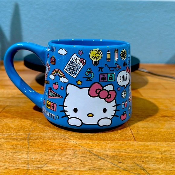 Hello Kitty Mug - 14 oz - Picture 3 of 3